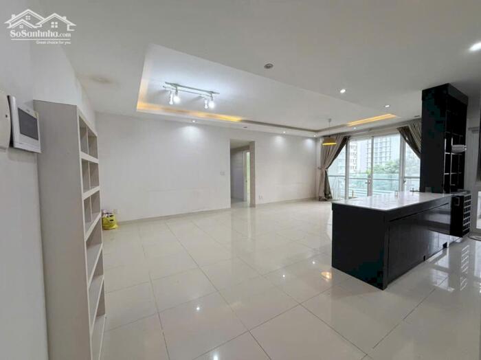 Hình ảnh Bán căn hộ dự án Riverpark Residence Phú Mỹ Hưng, 123m2, 3PN, nhà trống trơn, view công viên, giá 15.9 tỷ, sổ hồng 1