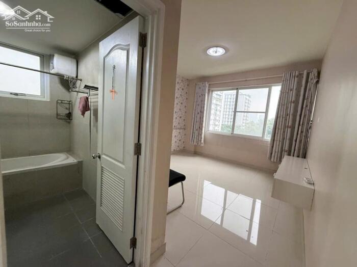 Hình ảnh Bán căn hộ dự án Riverpark Residence Phú Mỹ Hưng, 123m2, 3PN, nhà trống trơn, view công viên, giá 15.9 tỷ, sổ hồng 4