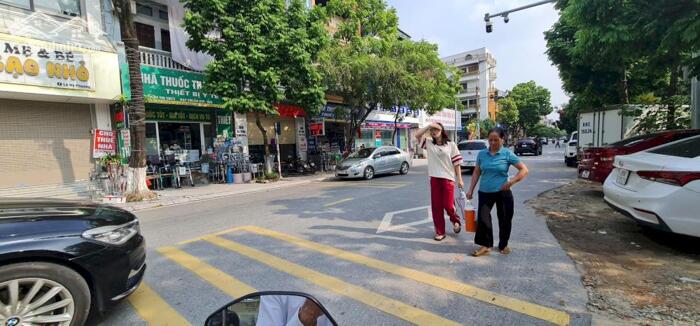 Hình ảnh Bán đất đẹp ngay cạnh bv đa khoa tỉnh Vĩnh phúc, 2 lô liền nhau 0