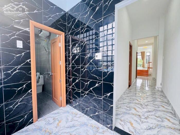 Hình ảnh Chính Chủ gửi bán nhà 2 tầng MT Nhơn Hòa 11.Đà Nẵng 3