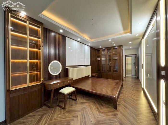 Hình ảnh Bán nhà Nguyễn Chí Thanh_ngõ 91 kd ô tô tránh sầm uất_thang máy_40m2_giá chào 22,5 tỷ 2