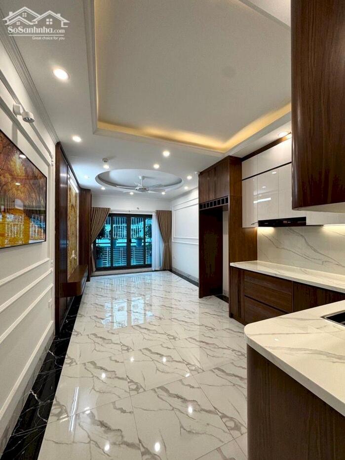 Hình ảnh Bán nhà Nguyễn Chí Thanh_ngõ 91 kd ô tô tránh sầm uất_thang máy_40m2_giá chào 22,5 tỷ 3