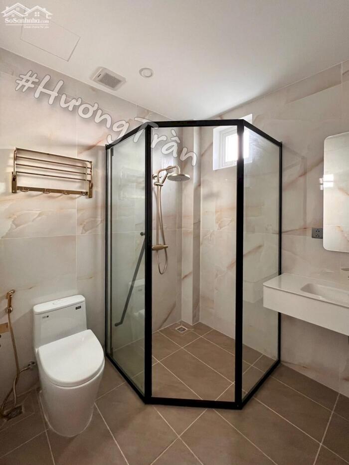 Hình ảnh 200 triệu - CHO THUÊ TÒA NHÀ 10 TẦNG 1.430m2 (có hầm xe) GÓC 2 MẶT TIỀN ĐƯỜNG PHAN ĐÌNH PHÙNG 8