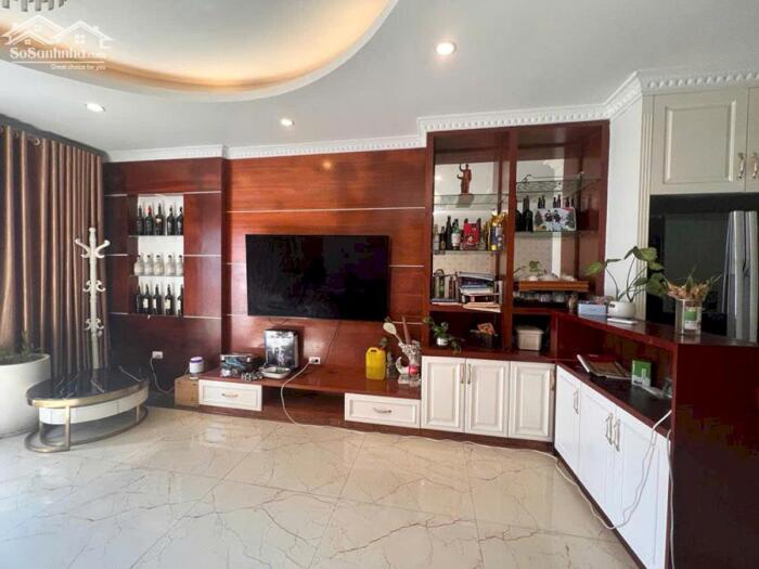 Hình ảnh PHÂN LÔ VIP- Ngõ 80 Trung Kính 70m/ 7T thang máy/MT 5.1m 43.5 tỷ, Ôtô tránh, ngõ thông - LH 0987881444 3