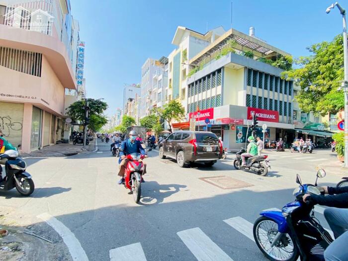 Hình ảnh Cho thuê nhà GÓC 2mt 493 nguyễn đình chiểu, p2, q3 vs đường bàn cờ. 2