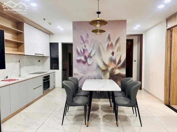 Hình ảnh Cần bán căn hộ Midtown Phú Mỹ Hưng, 81m2, 2PN, view Đông Nam, full nt, có ô xe, giá 9.4 tỷ, giá rẻ nhất thị trường 1