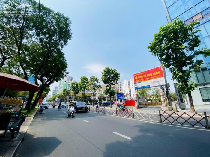 Hình ảnh Cho Thuê Mặt Bằng Trệt Toà nhà Mặt Tiền: 2bis Nguyễn Thị Minh Khai, Phường, Đa Kao, Quận 1, TPHCM 2