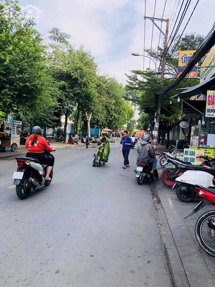 Hình ảnh Cho thuê nhà 53 Chương Dương, phường Linh chiểu, Thủ Đức 0