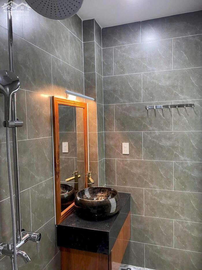 Hình ảnh BÁN NHÀ MỚI 3 TẦNG – ĐƯỜNG MAI AN TIÊM, VĨNH PHƯỚC, NHA TRANG 1