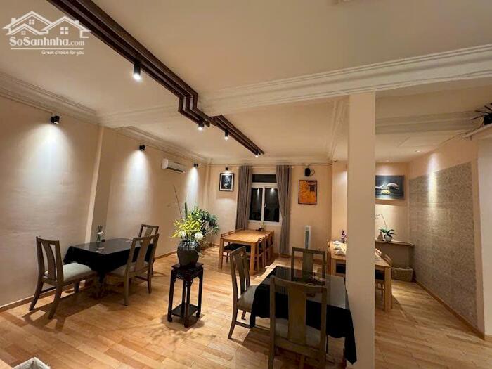 Hình ảnh Cho thuê Biệt thự 182 Điện Biên Phủ Quận 3 2