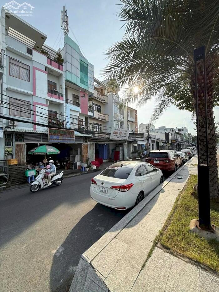 Hình ảnh 11,5 tỷ - BÁN NHÀ 4 TẦNG, NGANG 6.1m MẶT TIỀN ĐƯỜNG HOÀNG VĂN THỤ - View công viên bờ kè 2