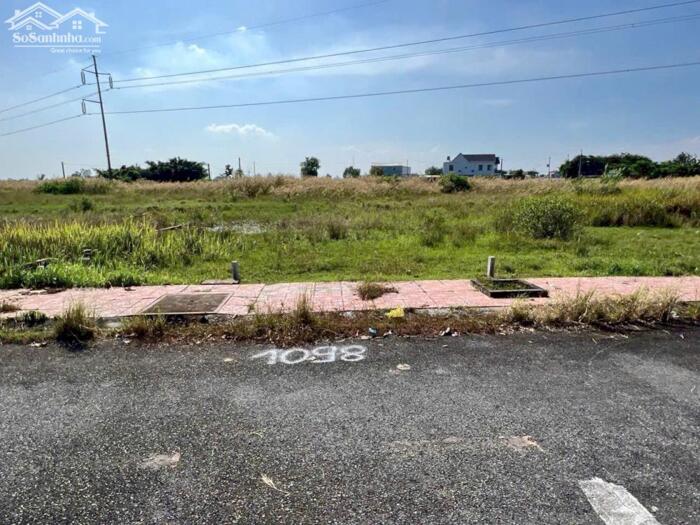 Hình ảnh Đất nền đô thị 92m2 kdc 1B mt đường Chu Văn An xã Cần Đước giá xả cuối năm 980tr 2