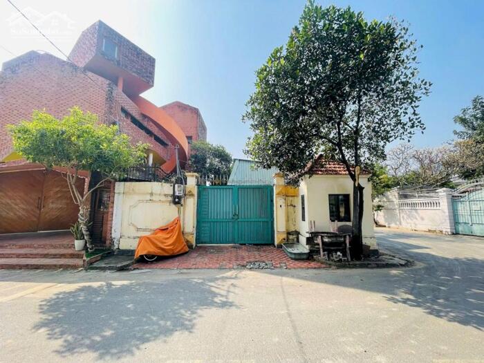 Hình ảnh Đất Biệt Thự Góc 3 Mặt Tiền 216m2(9mx24m) Khu Ven Sông Sài Gòn-Trần Não,Quận 2 1