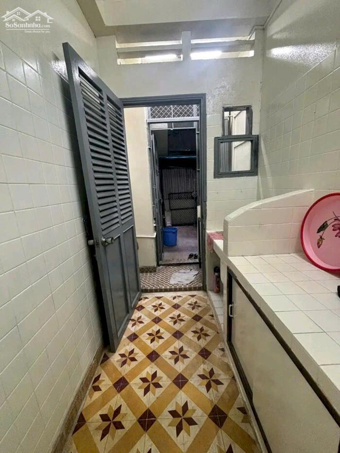 Hình ảnh BÁN CĂN HỘ CHUNG CƯ HÙNG VƯƠNG – 2PN – PHƯỜNG CHỢ LỚN, Q5 – LẦU 1 THANG BỘ – 3 TỶ 3 7