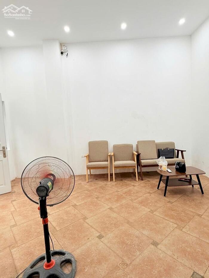 Hình ảnh Bán Nhà Phố Đội Cấn Ba Đình 35m2-4T MT5m- 4 Ngủ 9,3 Tỷ Có Thương Lượng. 2