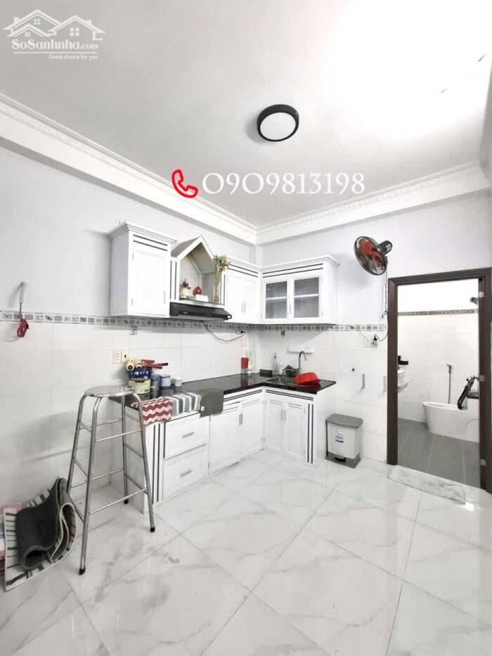 Hình ảnh ️️️Full NT 3 Tầng P.COL Quận 1 SHR Giá TL Tốt Sang Tên Ngay.️️️ 0