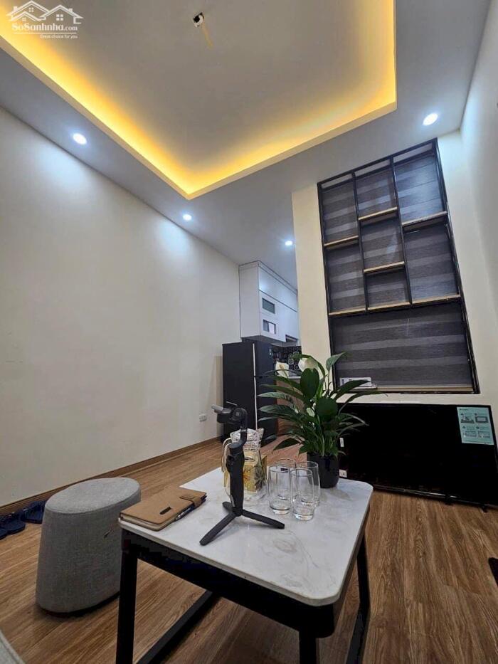 Hình ảnh Bán Nhà Phố Kim Mã Ba Đình 213m2-9T 1 Sổ 1 Chủ 45 Phòng 70 Tỷ Kim Mã. 2