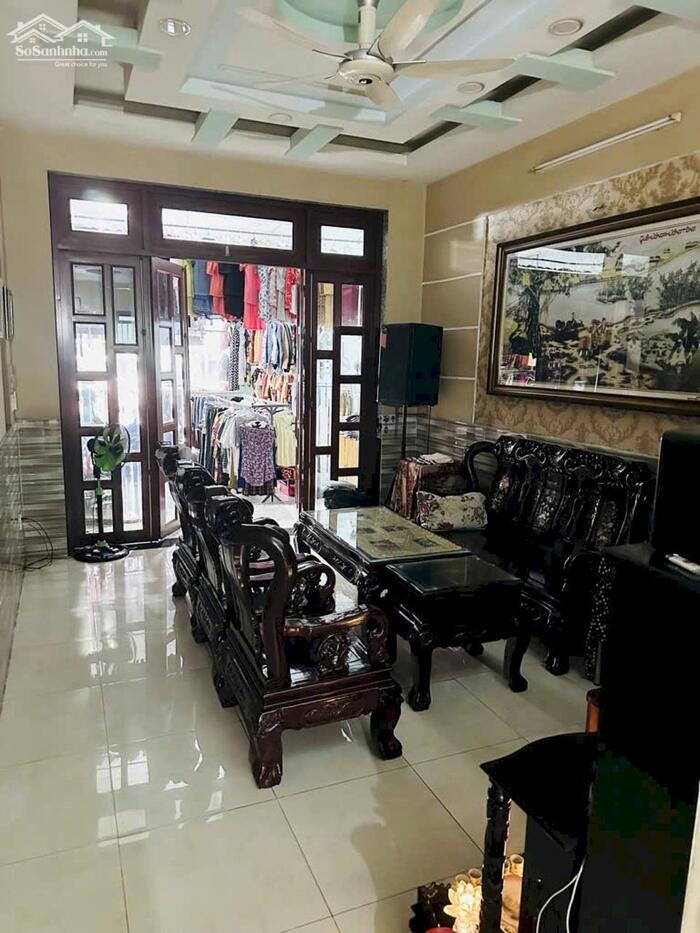 Hình ảnh Bán nhà Cát Linh 37m2 vị trí đẹp gần phố kinh doanh tốt khu dân trí cao 6.95 tỷ 1