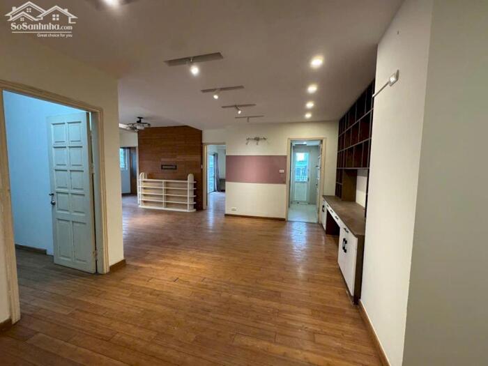 Hình ảnh cho thuê căn chung cư cảnh sát 113 - Trung Kính. 114m, 3 phòng ngủ, đồ cơ bản 5