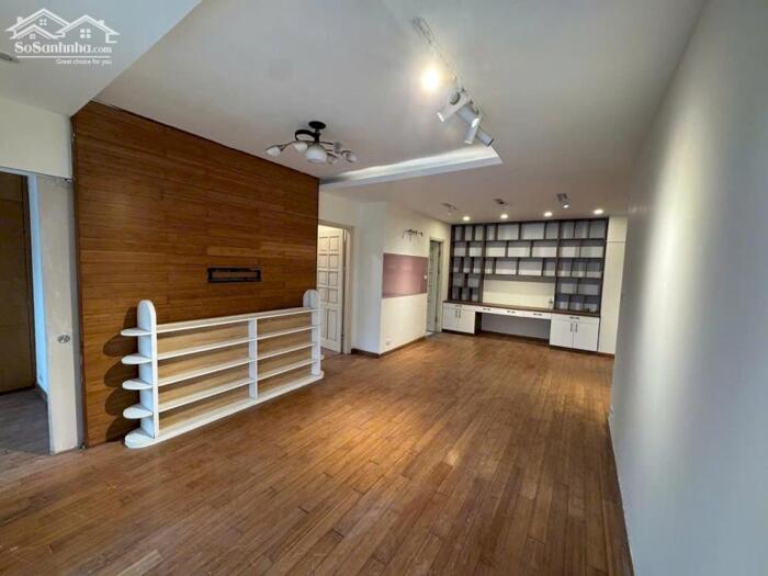 Hình ảnh cho thuê căn chung cư cảnh sát 113 - Trung Kính. 114m, 3 phòng ngủ, đồ cơ bản 6