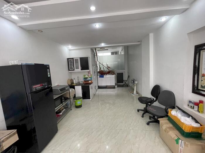 Hình ảnh Cho thuê nhà phố Văn Cao (65m2), 5 p.ngủ khép kín. 2