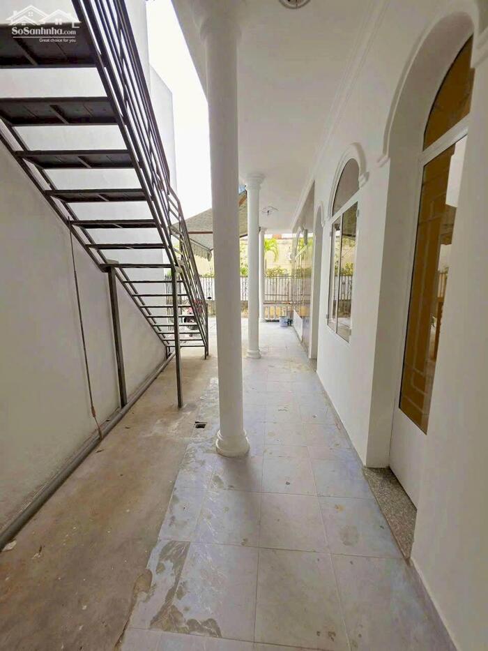 Hình ảnh Bán Nhà 1 Tầng – 5 Phòng Ngủ – Gần Co.Opmart Nha Trang 3