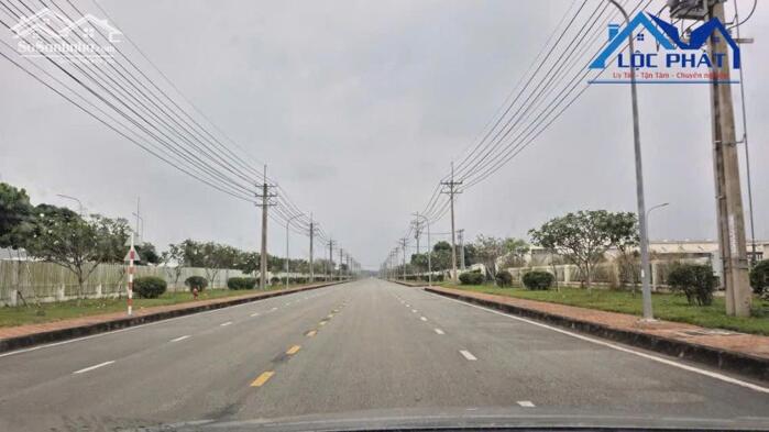 Hình ảnh Chuyển nhượng nhà máy 30.000m2 giá chỉ 6 triệu $. Trong KCN Long Thành-Đồng Nai 2