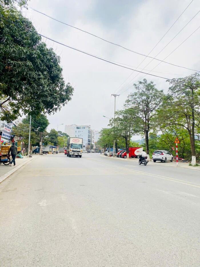 Hình ảnh Bán nhà mặt đường Tôn Đức Thắng, Minh Quyết, Khai Quang, Vĩnh Yên kinh doanh sầm uất 0