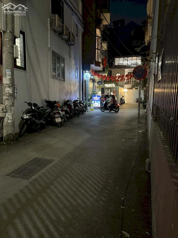 Hình ảnh Bán Nhà Mặt Phố Kim Mã Thượng Ba Đình 165m2-6T MT6m LÔ GÓC 77 Tỷ Kim Mã Thượng. 4