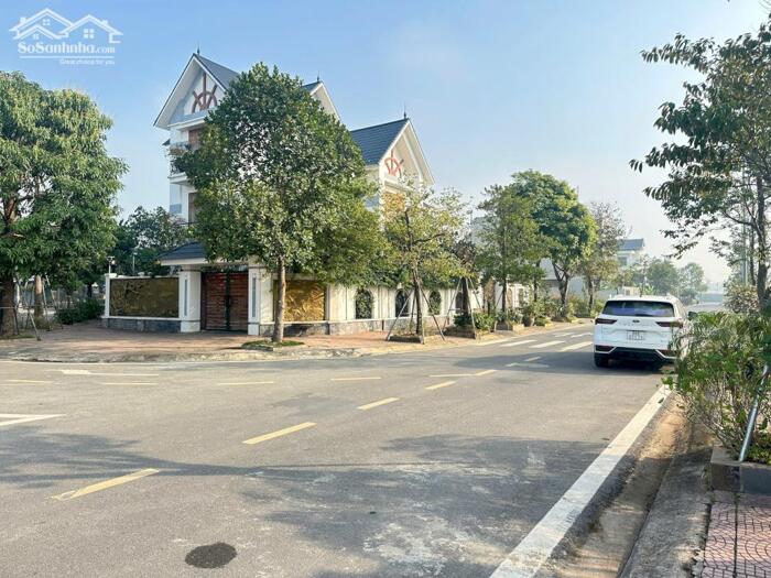 Hình ảnh Bán đất biệt thự Nam vĩnh yên, đường 16,5m giá bán gấp 4