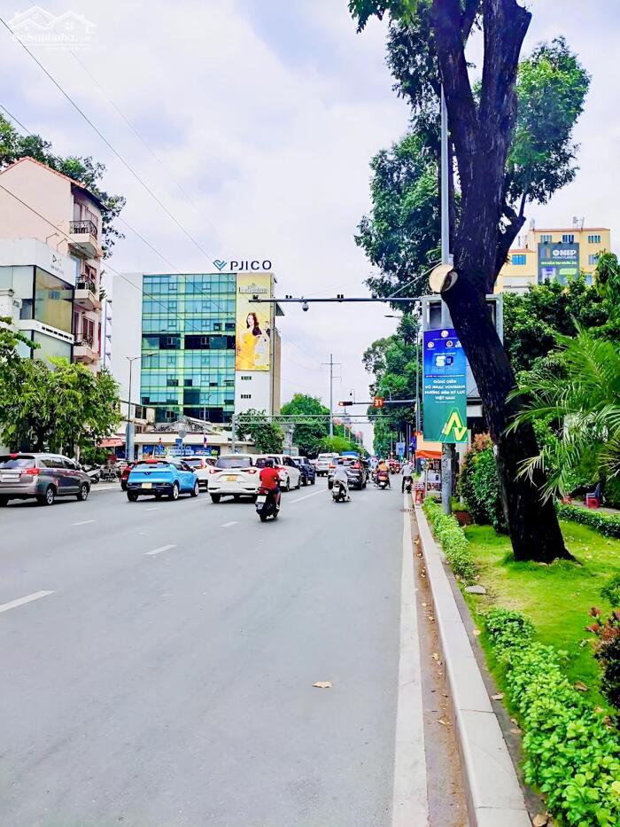 Hình ảnh Cho Thuê Nhà GÓC 2MT: 204A Điện Biên Phủ - Quận 3 - 10x24m, 4 tầng 1