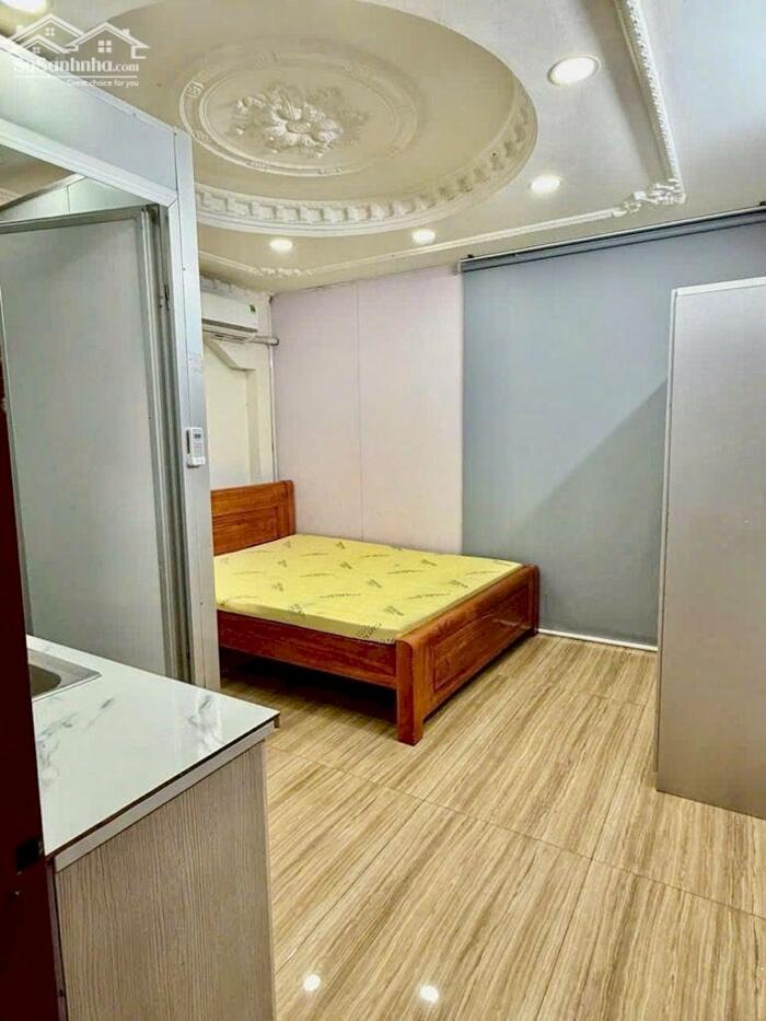 Hình ảnh CHDV 11PN T.máy mặt tiền đường 14m Quang Trung 6 lầu 76m2 ngay Mercedes TN 50tr 16 tỷ hơn 1