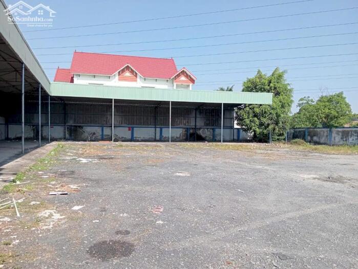 Hình ảnh Cho thuê kho bãi 2700m2 mặt đường Ql1A Quận 12 0