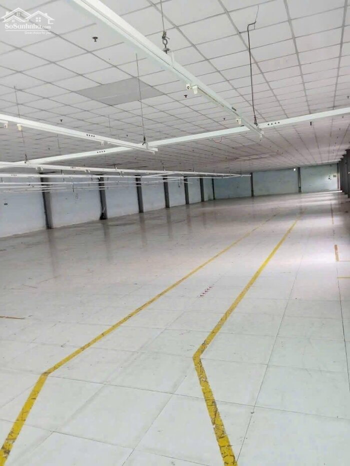 Hình ảnh Cho thuê nhà xưởng 1 lầu, sd 2300m2 Tân Thới Nhất Quận 12 2
