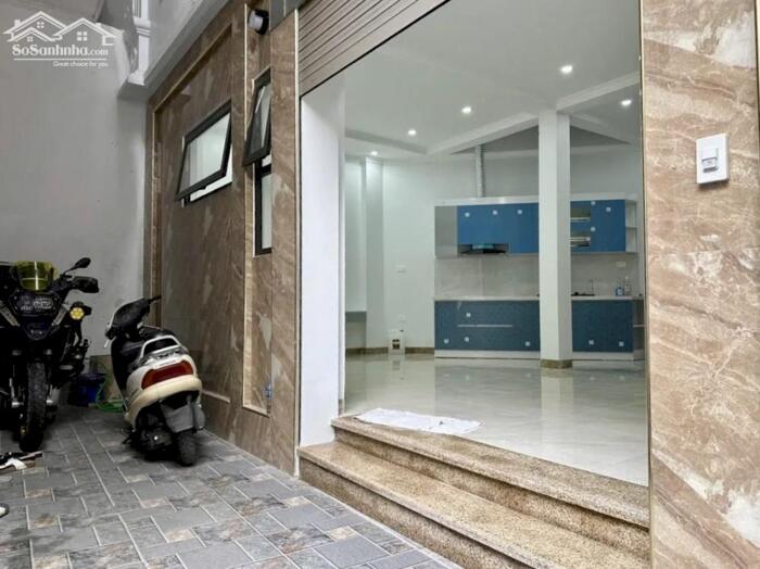 Hình ảnh Bán nhà mới Thái Thịnh - Đống Đa, 40m2 x 6 Tầng Thang Máy, MT6,4m, 4PN, 11,6 Tỷ 0