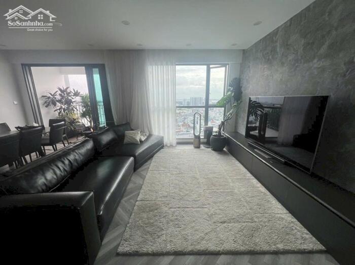 Hình ảnh Bán căn hộ đập thông dự án Riviera point liền kề Phú Mỹ Hưng, 212m2, full, 4PN, view sông, giá 17.8 tỷ, sẵn sổ hồng 1