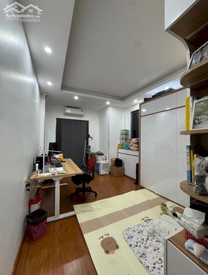 Hình ảnh Bán nhà phố Mai Anh Tuấn_thang máy_view hồ ở sướng_sđ cc sẵn gd_40m2_giá chào 18,3 tỷ 2