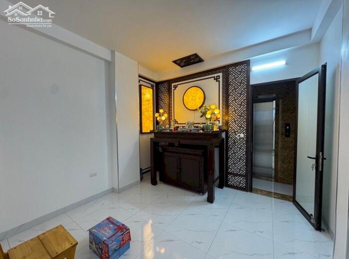 Hình ảnh Bán nhà phố Mai Anh Tuấn_thang máy_view hồ ở sướng_sđ cc sẵn gd_40m2_giá chào 18,3 tỷ 3
