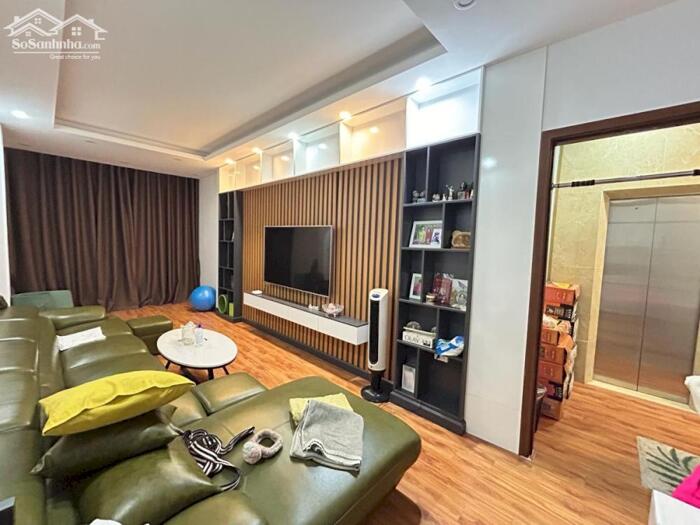 Hình ảnh Bán nhà mặt phố Đê La Thành 37m2 vỉa hè rộng vị trí đẹp kinh doanh tốt 13.5 tỷ 3