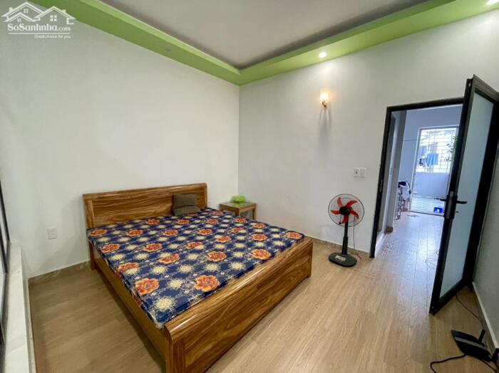 Hình ảnh Cho thuê nguyên căn sân cổng Văn Cao, 4 p.ngủ. 9