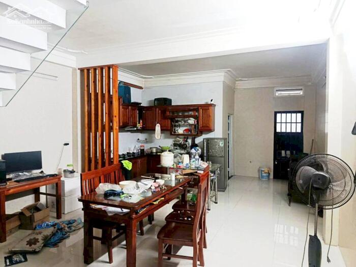 Hình ảnh Chính chủ gửi bán nhà 3 tầng MT Hòa Minh 14.Đà Nẵng 2