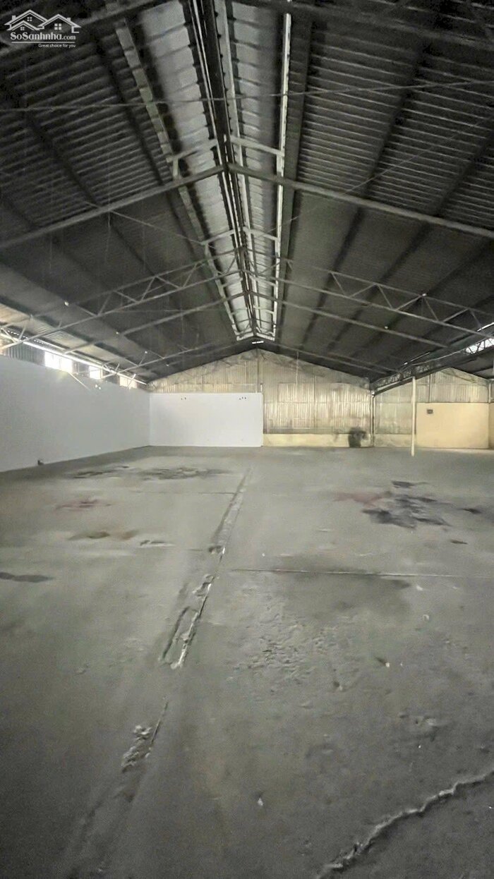 Hình ảnh CHO THUÊ XƯỞNG 1100m2 ĐƯỜNG XE CONT TẠI Q12 0