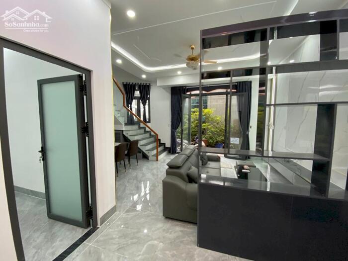 Hình ảnh Bán Nhà Sổ Riêng Full Nội Thất ,Thổ Cư, Hoàn Công, Gần Trung Tâm Biên Hoà 9