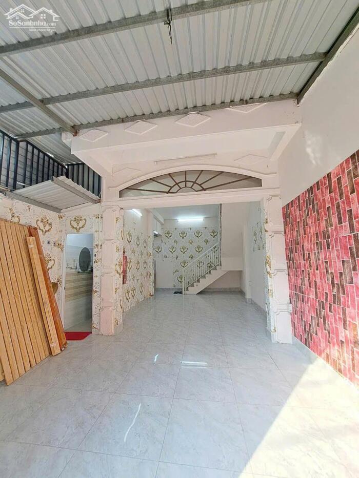 Hình ảnh Bán căn góc 2 mặt tiền hẻm 226 Nguyễn Văn Lượng, p17 1