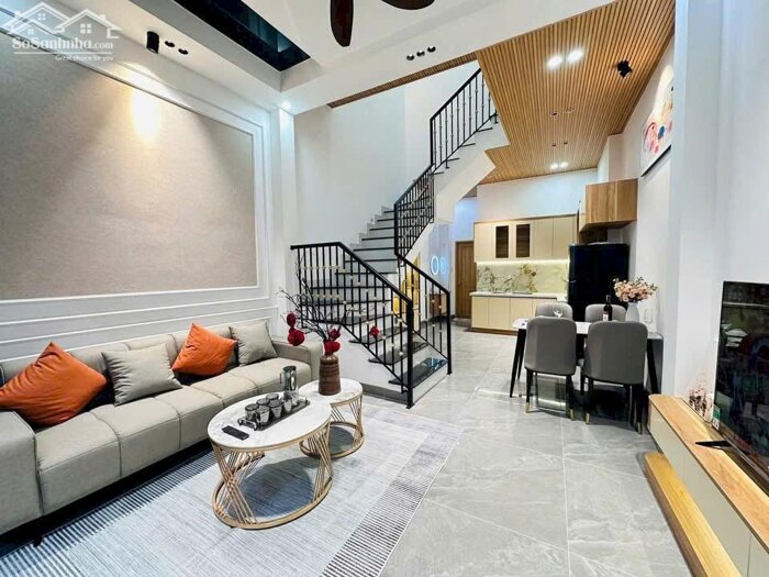 Hình ảnh Nguyễn Văn Linh _ Nhà đẹp ngay Trung Tâm _ 2 Tầng, 60M², 3pn _ Giá 4.79 Tỷ 4