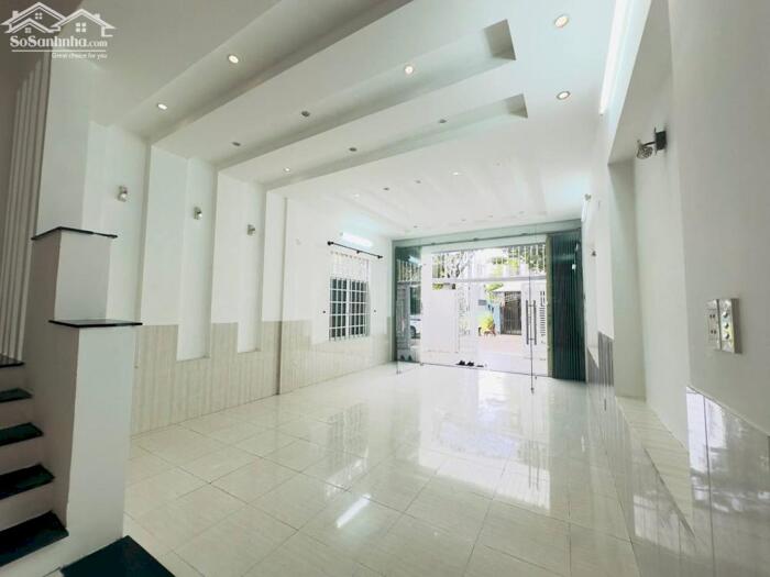 Hình ảnh Chính chủ gửi bán nhà 3 tầng MT( Kẹp View Công Viên) Phú Xuân 2.Đà Nẵng. 2