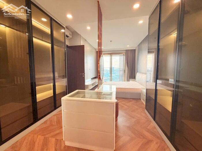 Hình ảnh Cần bán nhanh căn hộ dự án The Peak Midtown Phú Mỹ Hưng, Quận 7. 131m2, 3PN, full, view sông, giá 17.9 tỷ, sẵn HDT 3