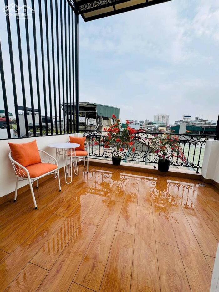 Hình ảnh Bán nhà đẹp ở ngay- Phố Lạc Long Quân 34/37m, 7 tầng thang máy 13.8 tỷ, mới đẹp - LH 0987 881 444 6