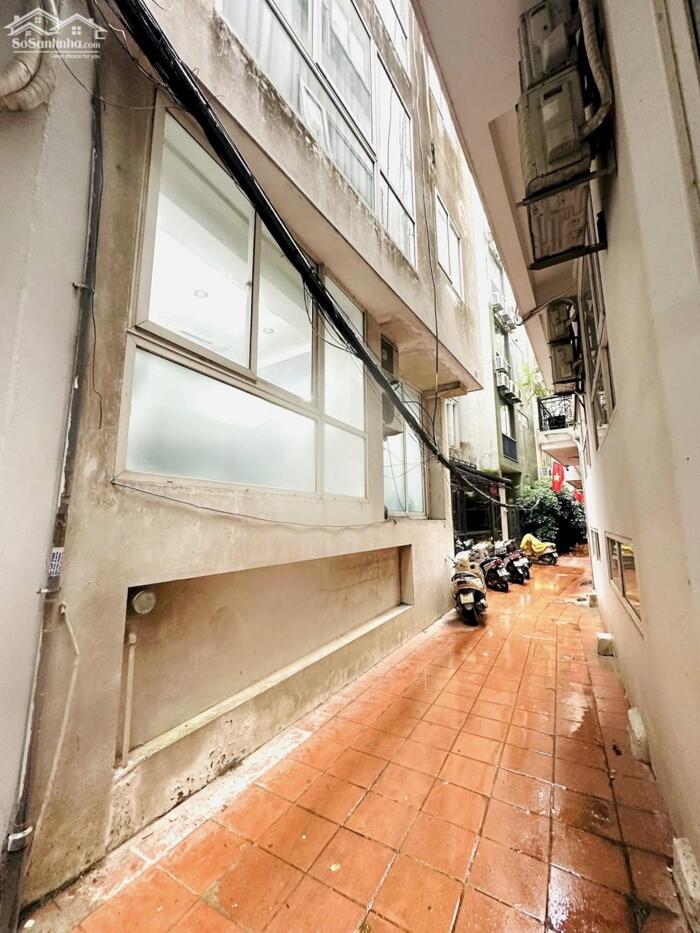 Hình ảnh Nhà Mặt Hồ Quảng Khánh 5 Nổi 1 hầm Mặt Tiền 8M 157 Tỷ 2 Thoáng Trước Sau 1