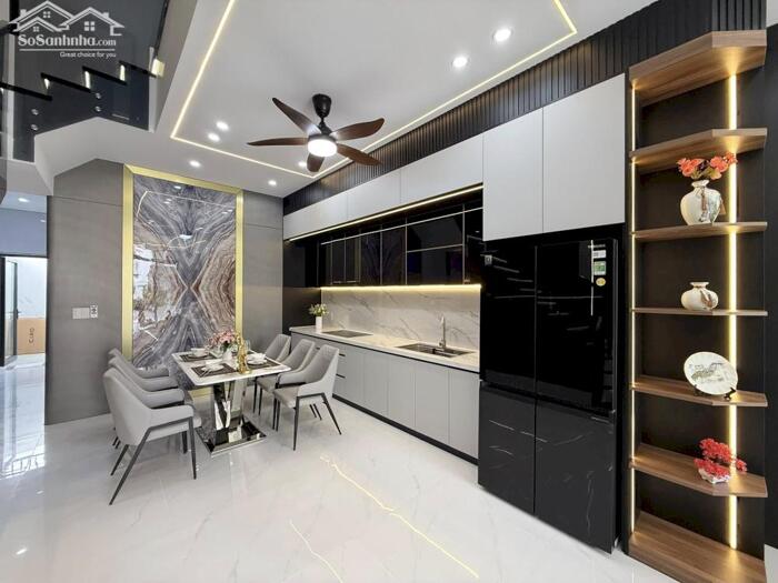 Hình ảnh NHÀ 3TẦNG MỚI TẶNG FULL NỘI THẤT CAO CẤP - SỐ 122 ĐƯỜNG D14 KDC HỒNG LOAN. 5